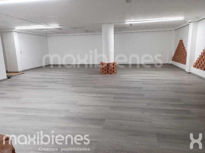 Local en arriendo en La Floresta, Medellín, 138 m² · foto 9 de 12