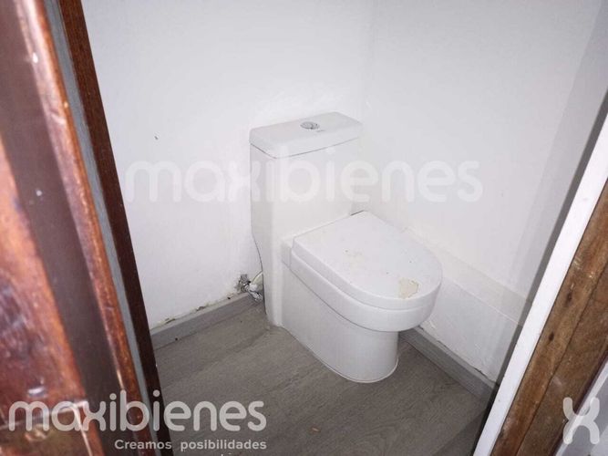 Local en arriendo en La Floresta, Medellín, 138 m² · foto 10 de 12