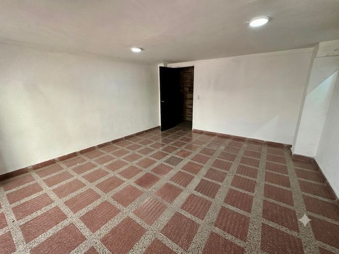 Casa de 5 alcobas en venta en El Porvenir, Barranquilla, 250 m² · foto 15 de 17