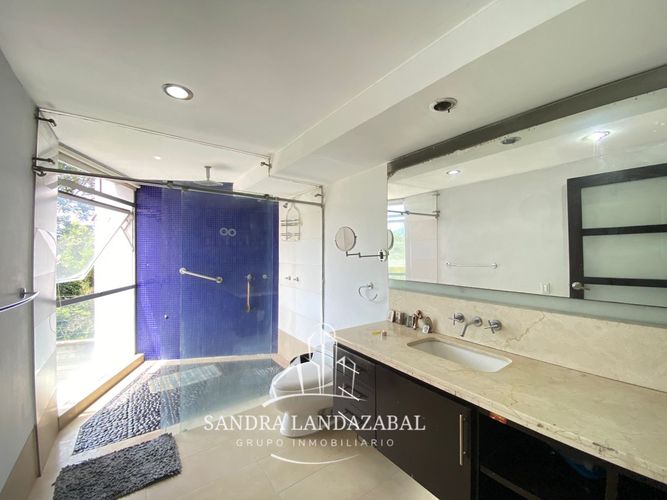 Casa de 3 alcobas en venta en Cabecera Del Llano, Bucaramanga, 290 m² · foto 9 de 24