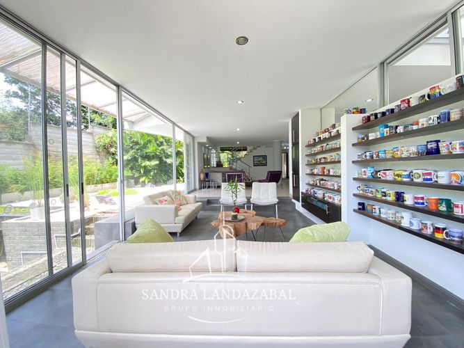 Casa de 3 alcobas en venta en Cabecera Del Llano, Bucaramanga, 290 m² · foto 2 de 24