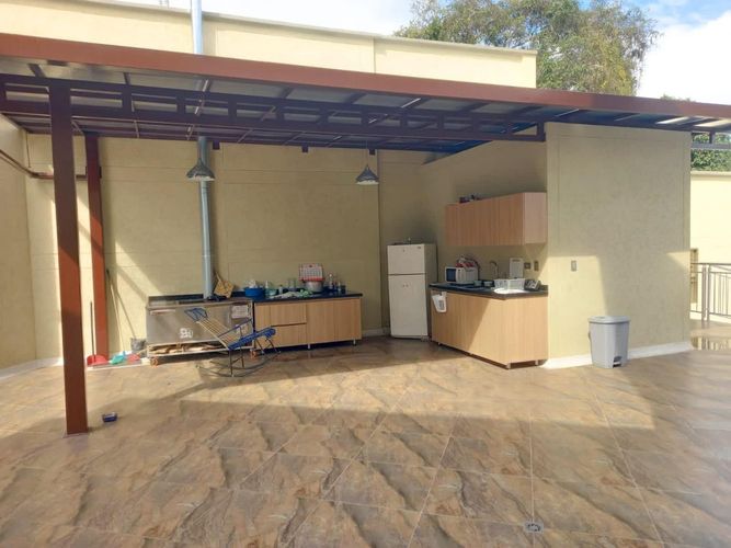 Casa de 6 alcobas en venta en Centro, Piedecuesta, 600 m² · foto 7 de 13