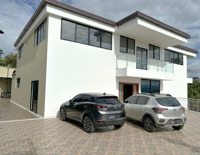 Casa de 6 alcobas en venta en Centro, Piedecuesta, 600 m² · foto 8 de 13
