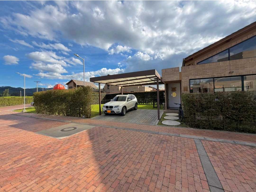 Casa en venta en Vda Riogrande, Cajicá · foto 2 de 24