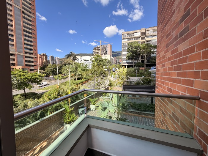 Apartamento en arriendo en El Poblado, Medellín · foto 10 de 24