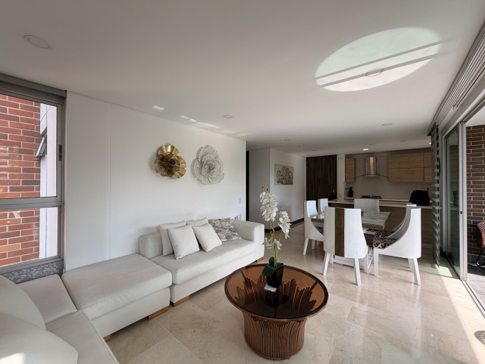 Apartamento en arriendo en El Poblado, Medellín · foto 24 de 24