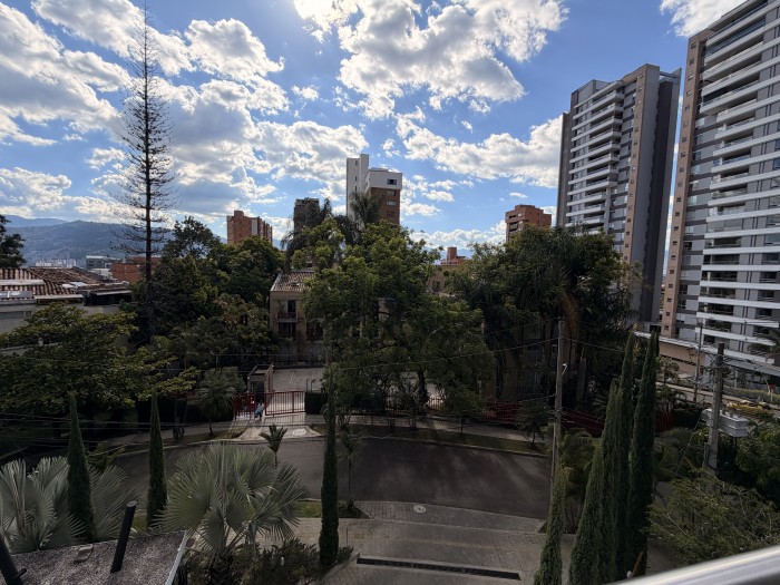 Apartamento en arriendo en El Poblado, Medellín · foto 23 de 24