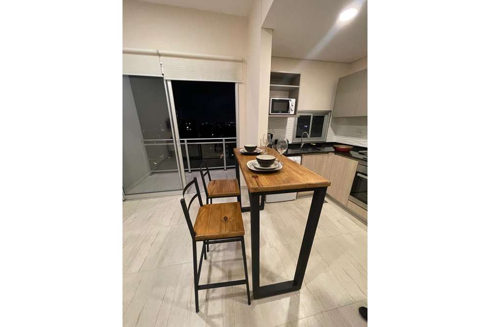 Departamento-Alquiler-Consejal Vargas y Antolin Irala, Herrera, Asunción — foto 3