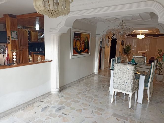 Casa de 6 alcobas en venta en Provenza, Bucaramanga, 341 m² · foto 6 de 24
