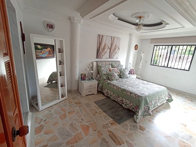 Casa de 6 alcobas en venta en Provenza, Bucaramanga, 341 m² · foto 20 de 24