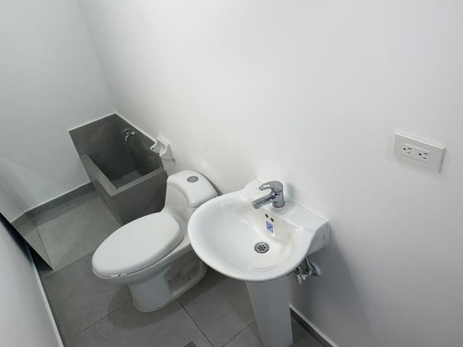 Oficina en arriendo en San Vicente, Cali, 120 m² · foto 9 de 16