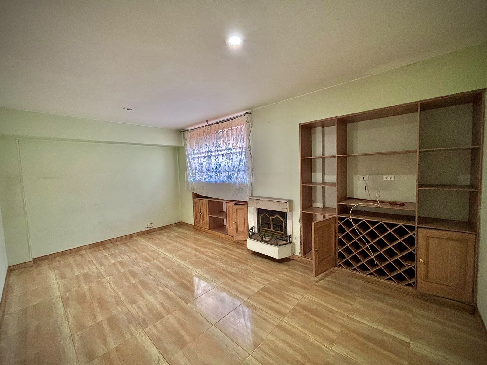 Casa en venta en Hayuelos, Bogotá · foto 2 de 24