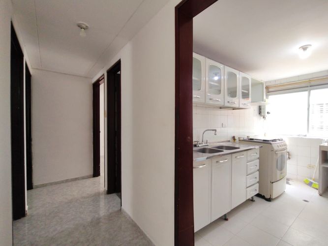 Apartamento de 3 alcobas en venta en Seminario, Cali, 82 m² · foto 6 de 19