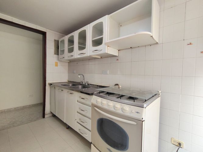 Apartamento de 3 alcobas en venta en Seminario, Cali, 82 m² · foto 8 de 19