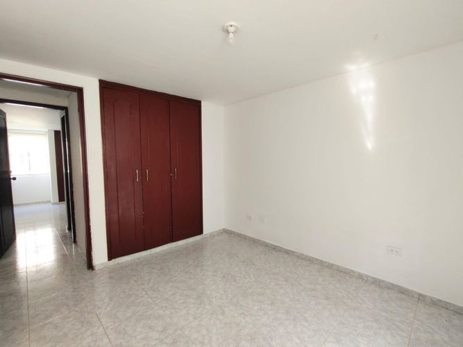 Apartamento de 3 alcobas en venta en Seminario, Cali, 82 m² · foto 10 de 19