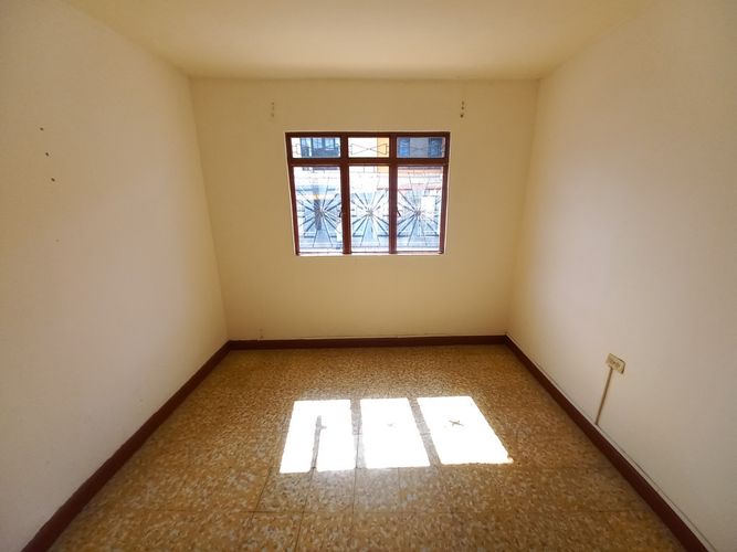 Casa de 3 alcobas en venta en Ub. La Victoria, Ibagué, 253 m² · foto 11 de 24