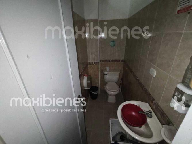 Local en arriendo en Fundadores, Apartado, 75 m² · foto 3 de 11