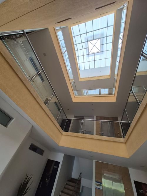 Apartamento de 3 alcobas en venta en Ciudad Jardin, Cali, 220 m² · foto 3 de 24