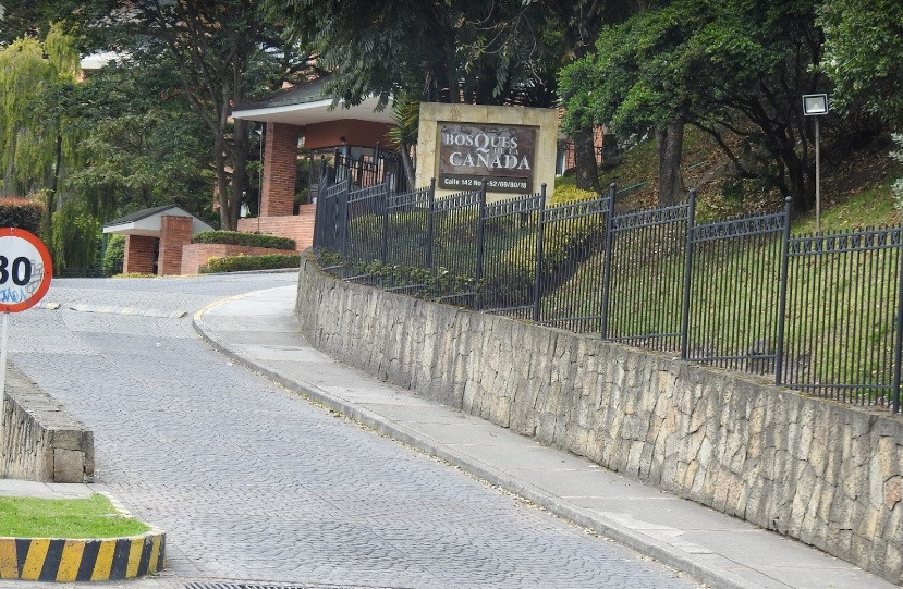 Apartamento en venta en Bosques Del Marques, Bogotá · foto 2 de 24