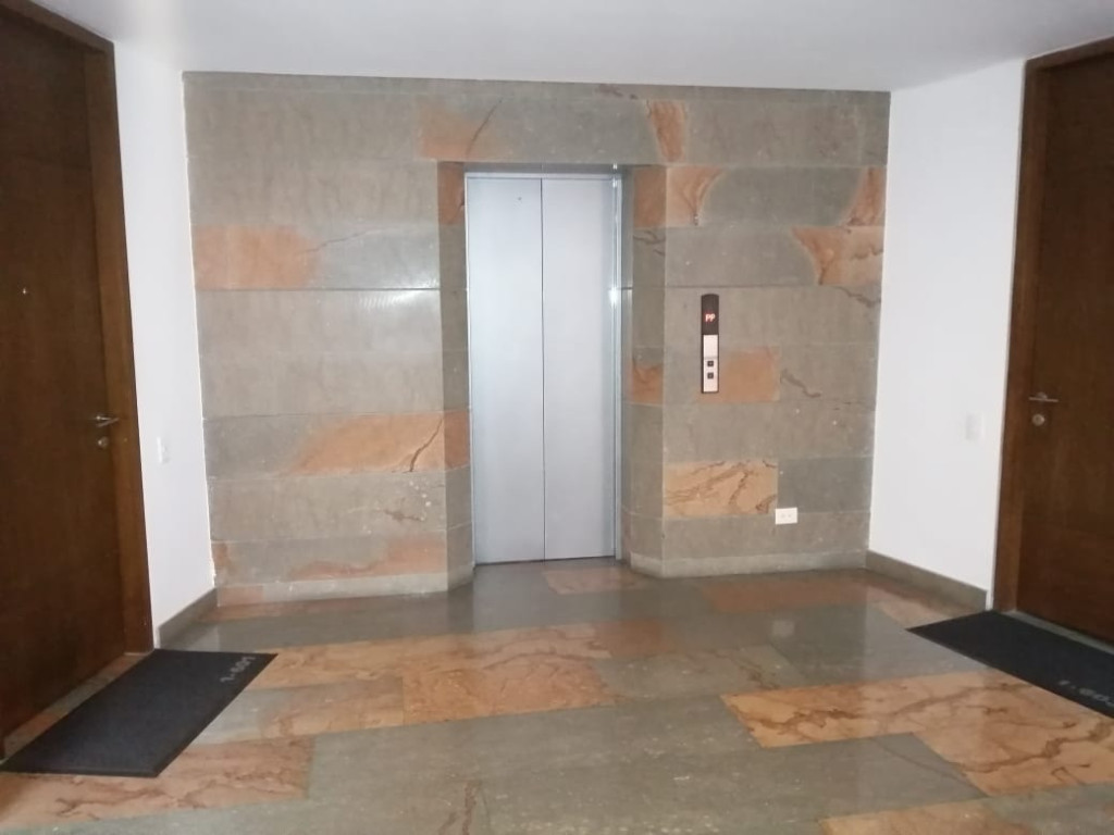 Apartamento en venta en Bosques Del Marques, Bogotá · foto 3 de 24