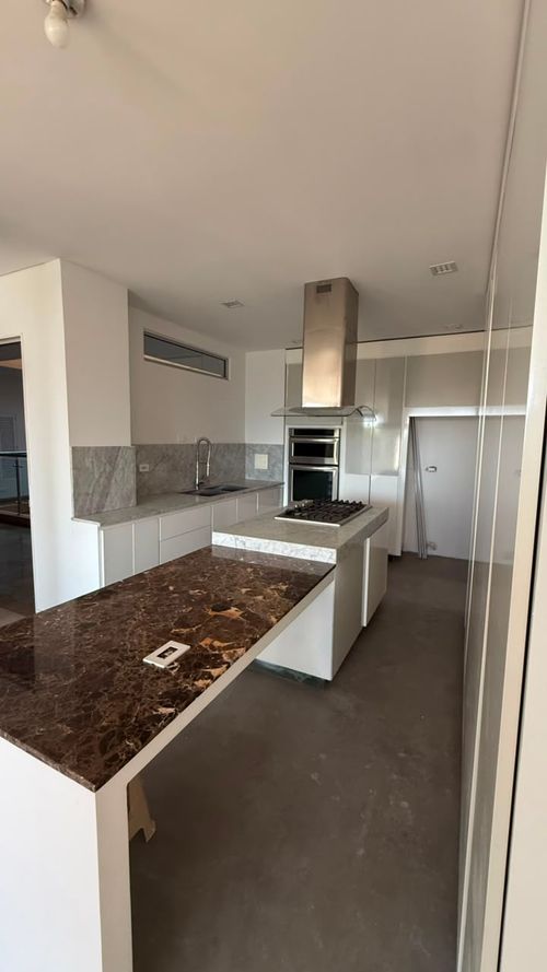 Apartamento de 3 alcobas en venta en Ciudad Jardin, Cali, 220 m² · foto 11 de 24