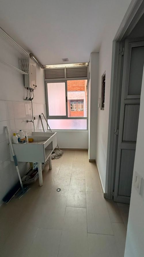 Apartamento de 3 alcobas en venta en Ciudad Jardin, Cali, 220 m² · foto 13 de 24
