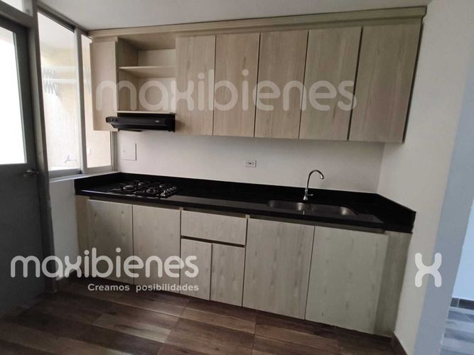 Apartamento de 3 alcobas en arriendo en El Salvador, Apartado, 75 m² · foto 4 de 24