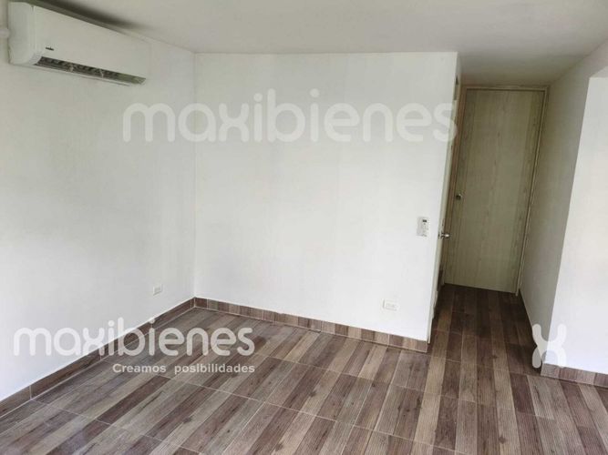 Apartamento de 3 alcobas en arriendo en El Salvador, Apartado, 75 m² · foto 13 de 24