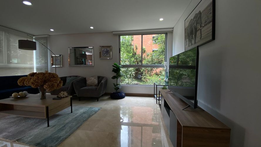 Apartamento de 3 alcobas en arriendo en Castropol, Medellín, 125 m² · foto 2 de 18