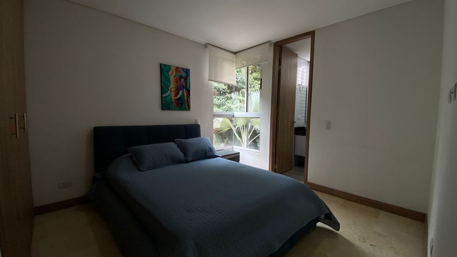 Apartamento de 3 alcobas en arriendo en Castropol, Medellín, 125 m² · foto 9 de 18