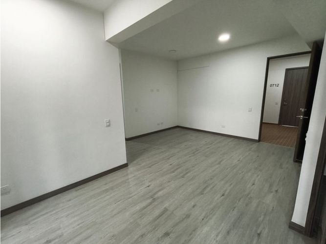 Apartamento de 3 alcobas en arriendo en Vía Las Palmas, Medellín, 80 m² · foto 6 de 24