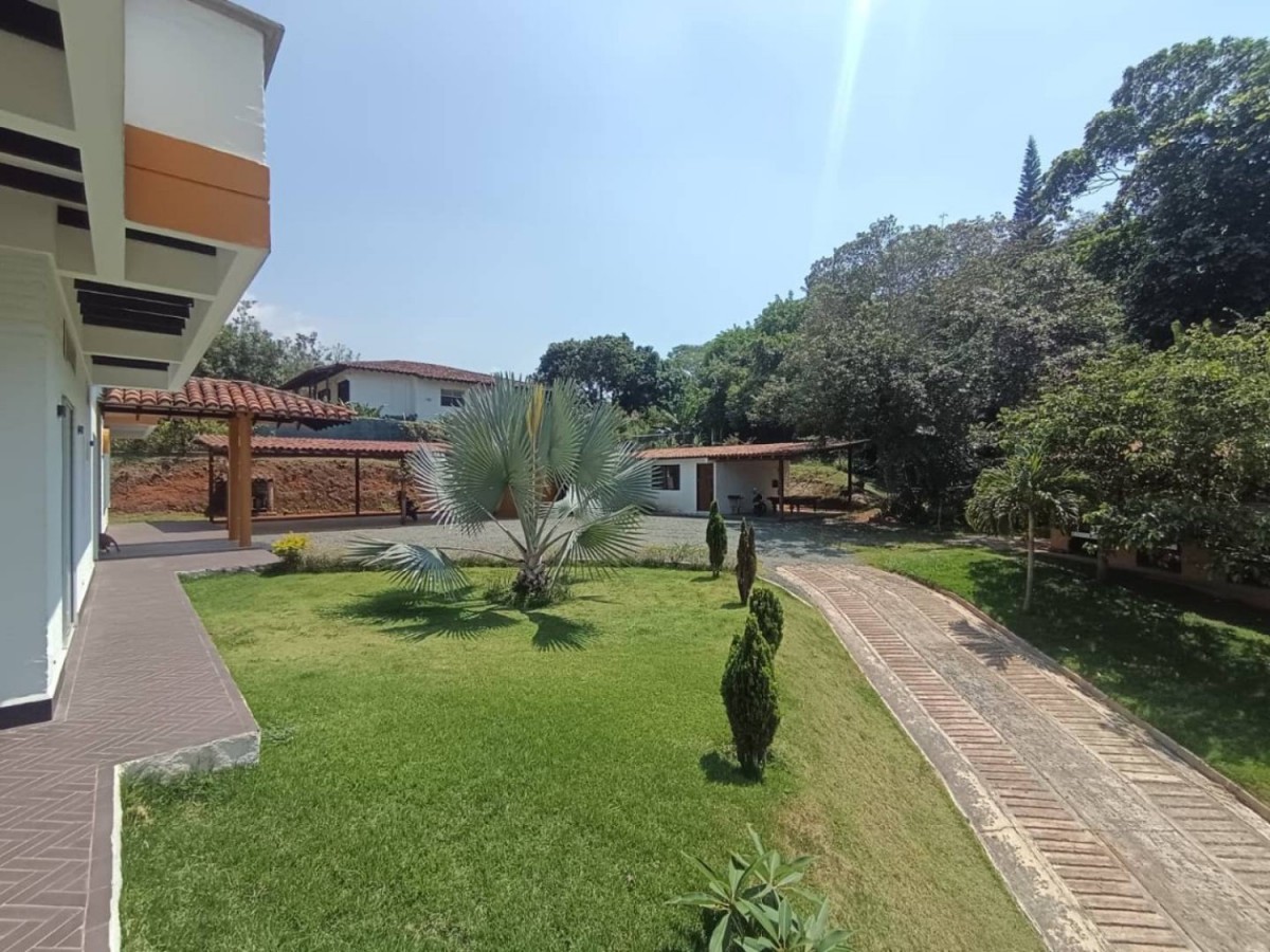 Casa en arriendo en La Reforma, Cali · foto 5 de 23