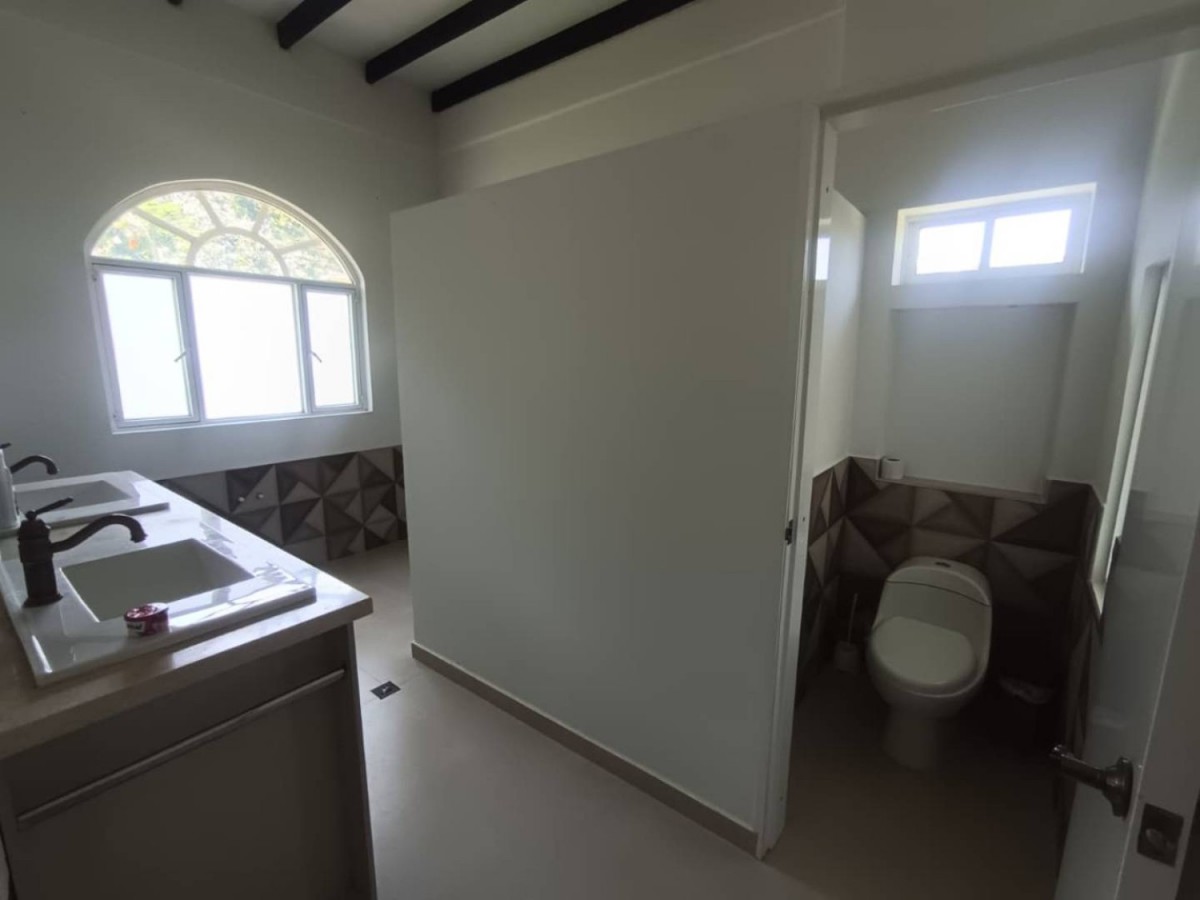 Casa en arriendo en La Reforma, Cali · foto 8 de 23