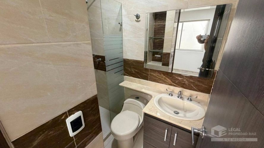 Local en arriendo en Laureles, Medellín, 120 m² · foto 4 de 13