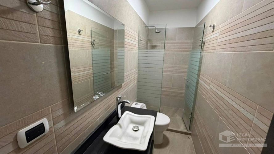 Local en arriendo en Laureles, Medellín, 120 m² · foto 5 de 13