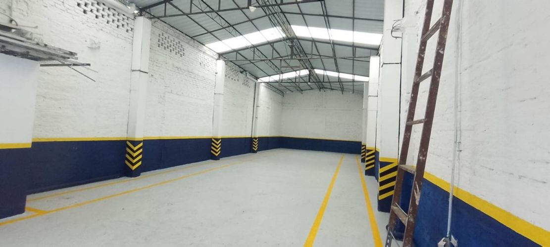 Bodega en venta en San Judas Tadeo I, Cali, 154 m² · foto 5 de 8