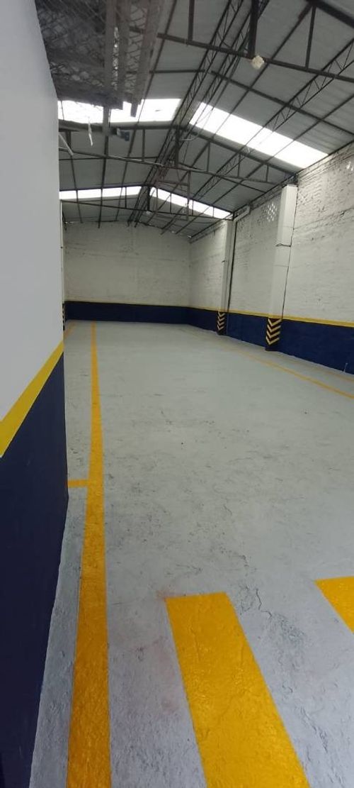 Bodega en venta en San Judas Tadeo I, Cali, 154 m² · foto 7 de 8