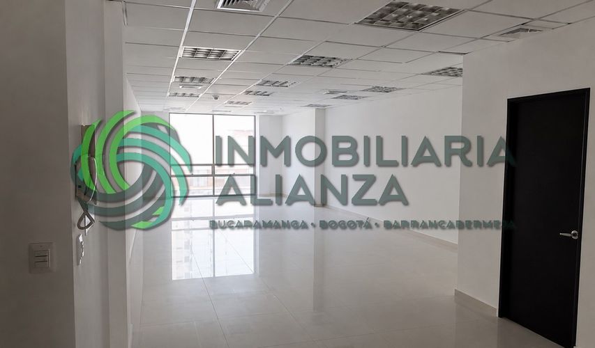 Oficina en venta en Sotomayor, Piedecuesta, 147 m² · foto 7 de 11