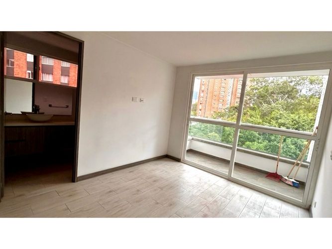 Apartamento de 2 alcobas en venta en La Pilarica, Medellín, 72 m² · foto 15 de 19