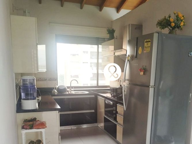 Apartamento de 2 alcobas en venta en Los Balsos, Medellín, 250 m² · foto 2 de 10