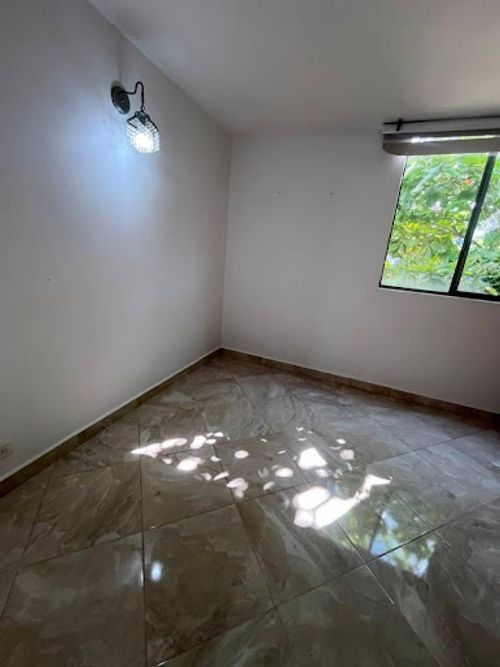 Apartamento de 3 alcobas en arriendo en El Rodeo, Medellín, 66 m² · foto 5 de 12