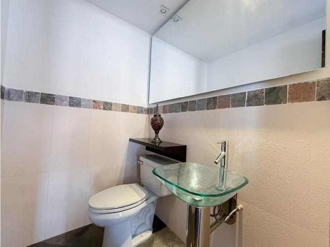 Apartamento de 3 alcobas en venta en San Patricio, Bogotá, 206 m² · foto 5 de 13
