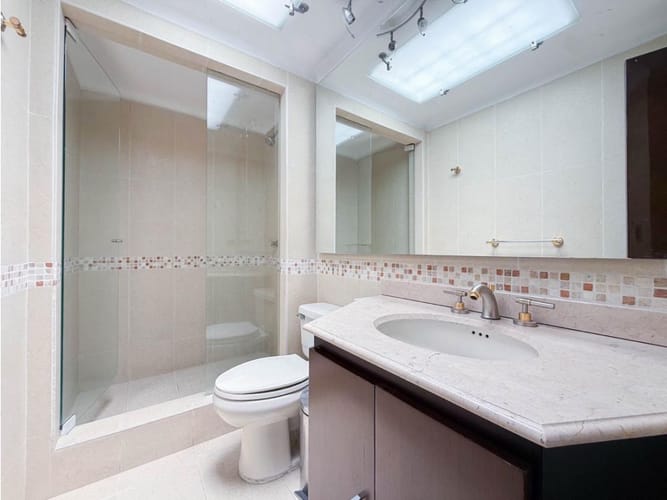 Apartamento de 3 alcobas en venta en San Patricio, Bogotá, 206 m² · foto 13 de 13