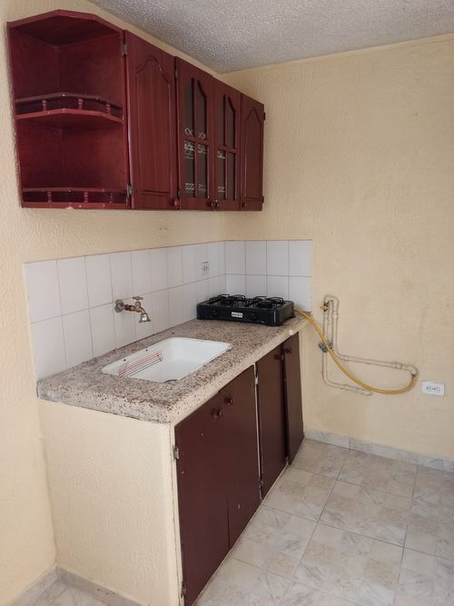 Apartamento de 3 alcobas en venta en Ciudadela Floralia, Cali, 60 m² · foto 2 de 9