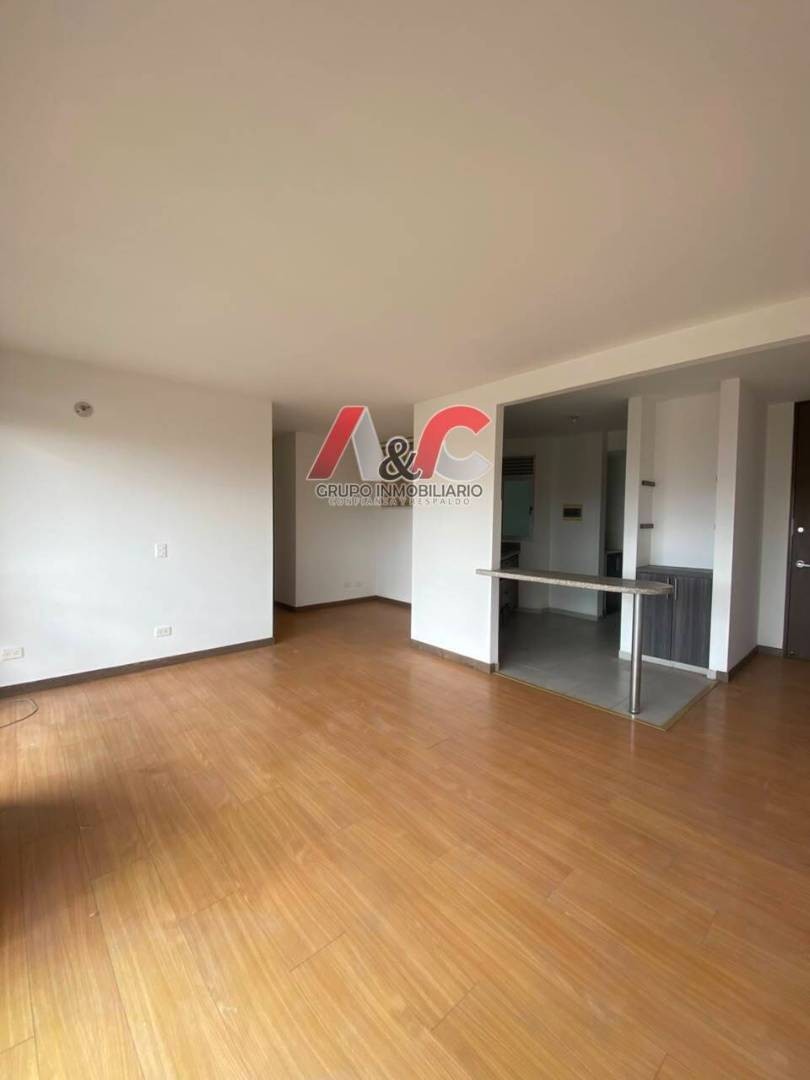 Apartamento en venta en Conjunto Residencial Reservas De Mallorca, Mosquera · foto 4 de 23