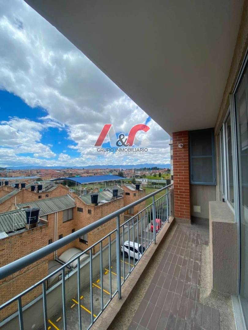 Apartamento en venta en Conjunto Residencial Reservas De Mallorca, Mosquera · foto 5 de 23
