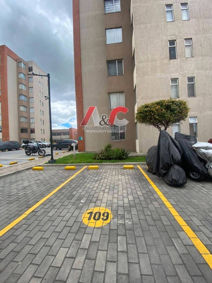 Apartamento en venta en Conjunto Residencial Reservas De Mallorca, Mosquera · foto 22 de 23