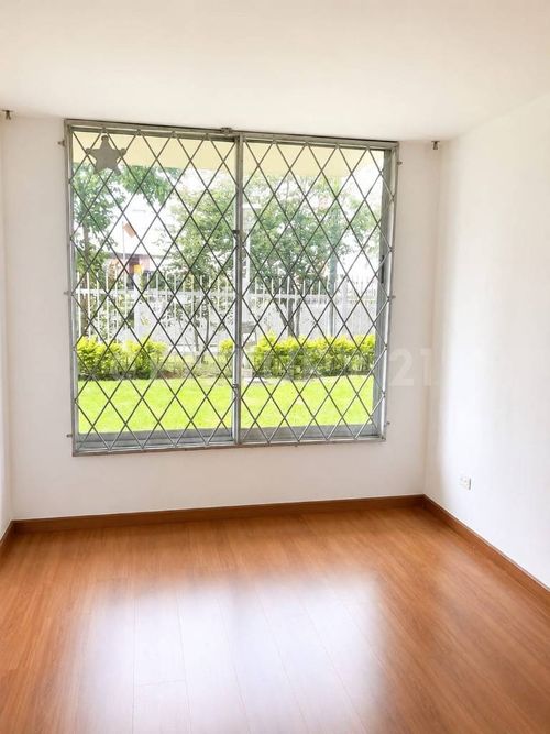 Apartamento de 3 alcobas en venta en Verbenal San Antonio, Bogotá, 62 m² · foto 3 de 11