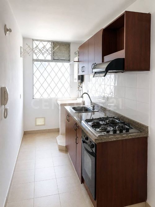 Apartamento de 3 alcobas en venta en Verbenal San Antonio, Bogotá, 62 m² · foto 4 de 11