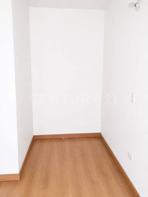 Apartamento de 3 alcobas en venta en Verbenal San Antonio, Bogotá, 62 m² · foto 9 de 11